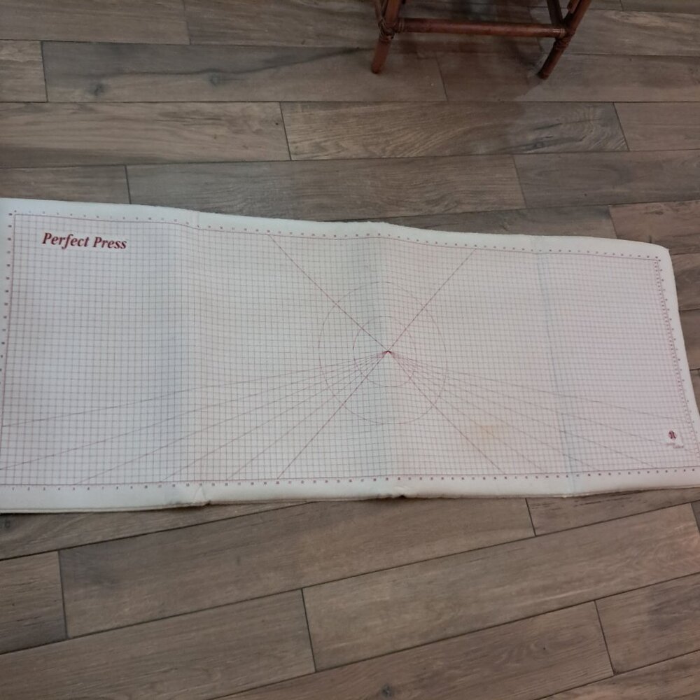 Vintage June Tailor Perfect Press Padded Mat 20"x 60"Sewing Grid Tailoring JT-15